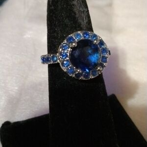 Lab created sapphire color cocktail ring size 6 NWT (sku 572)